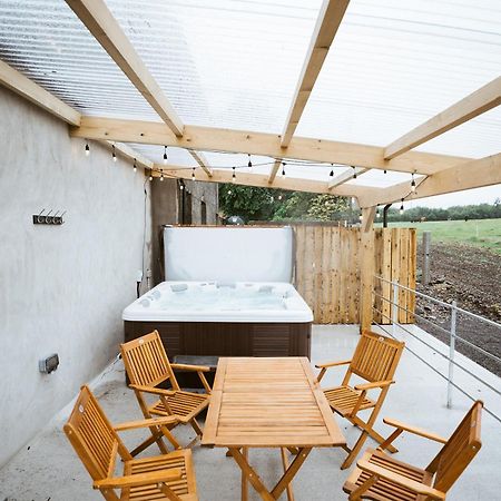 The Byre At Conker Tree Cottages Saintfield Екстериор снимка