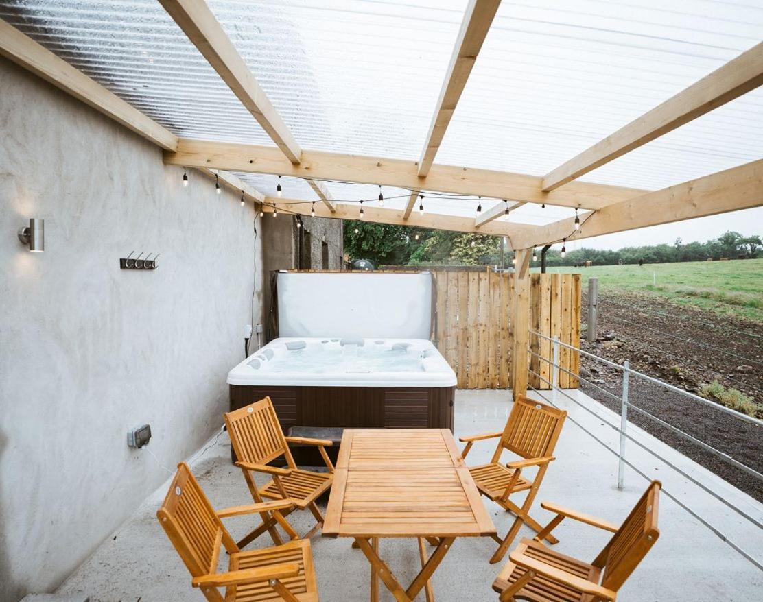 The Byre At Conker Tree Cottages Saintfield Екстериор снимка